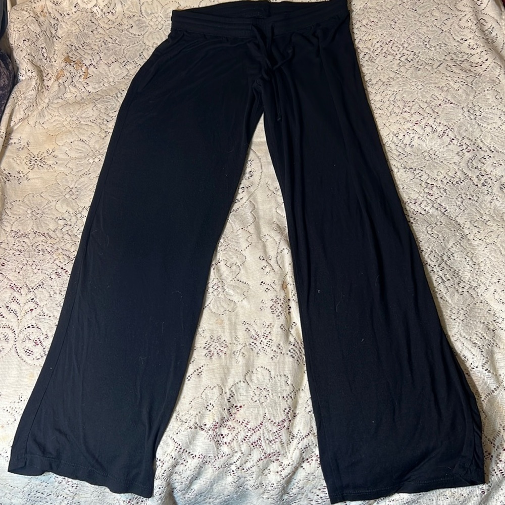 Gilligan & O’Malley size small